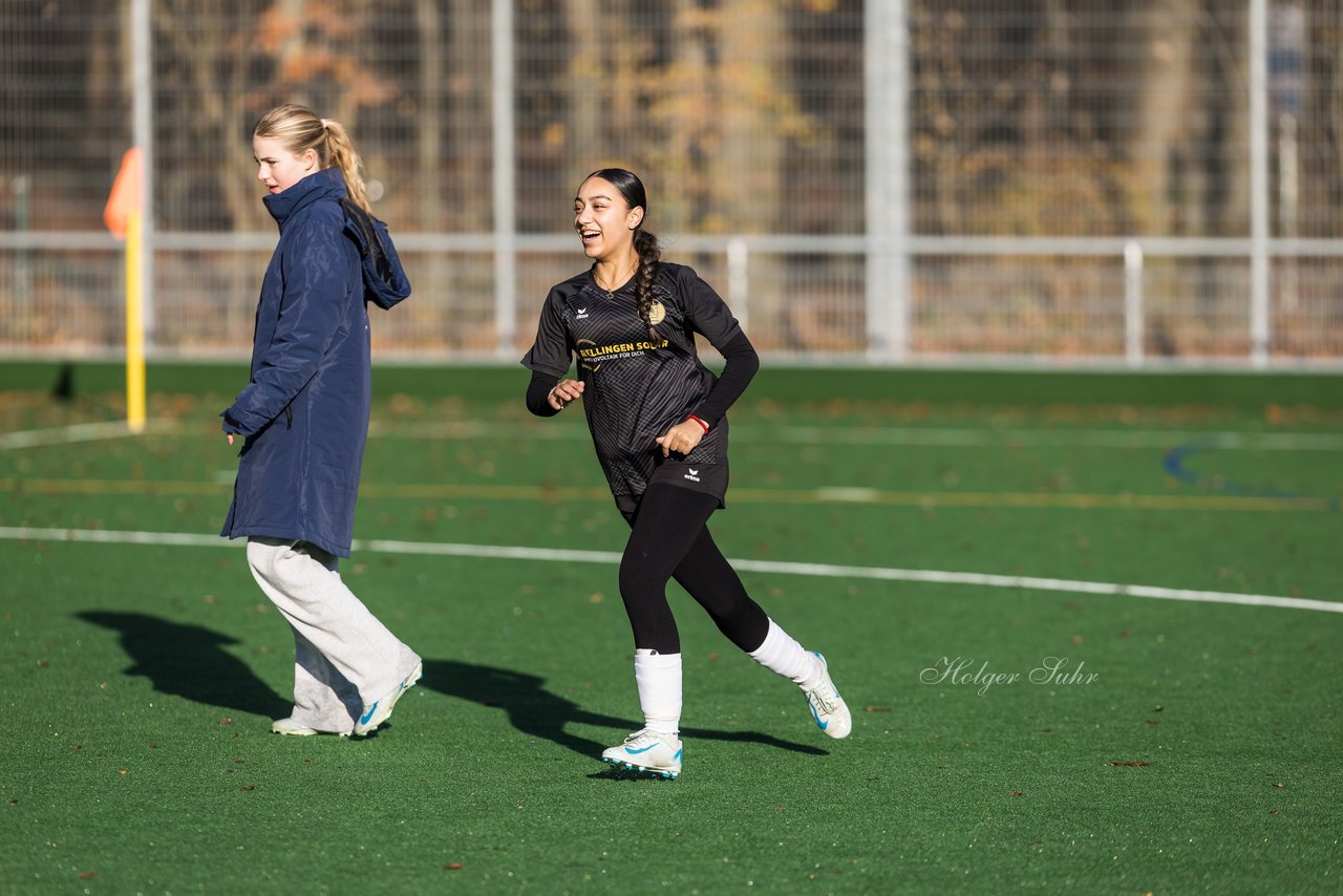 Bild 133 - wBJ VfL Pinneberg2 - Eimsbuttler TV 3 : Ergebnis: 5:0